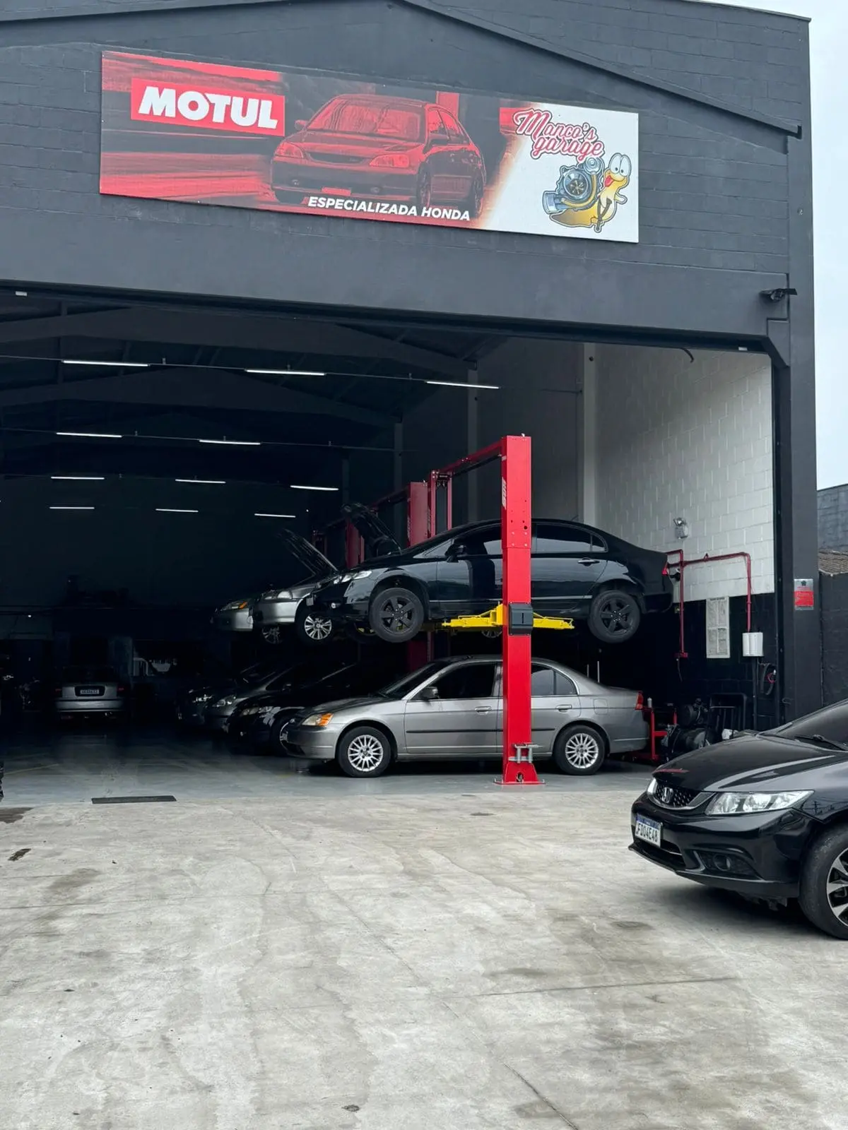 Fachada da Oficina Manco's Garage